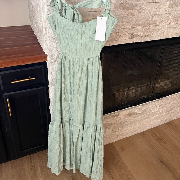 Lulus Mint Smocked Tie-Back Tiered Midi Dress, NWT - Picture 4 of 4
